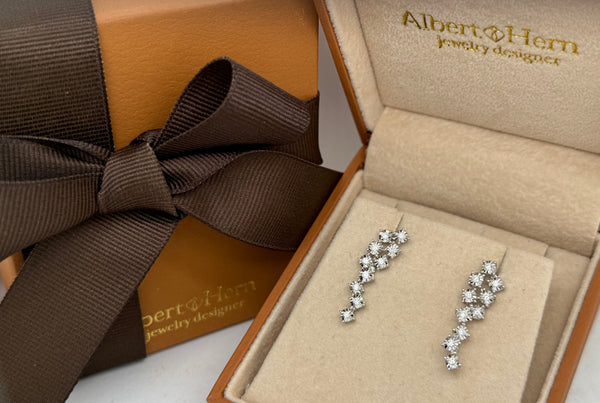 Earrings 18kt White Gold and 0.36 cts Diamonds Drops