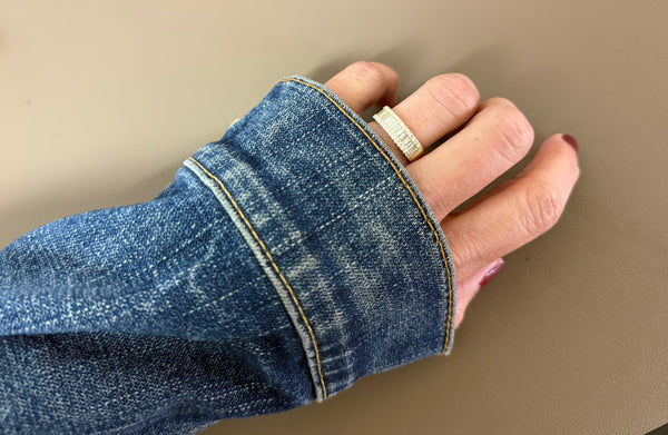 Ring 18kt Yellow Gold Round & Baguette Diamonds Band