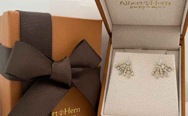 Earrings 18kt Yellow Gold Baguettes and Round Diamonds Stardusts