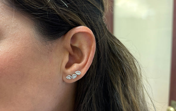 Earrings 18kt Gold Climbers Pear Diamonds with Halo