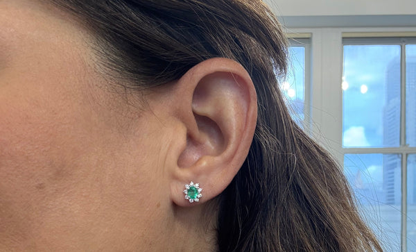Earrings 18kt Gold Oval Emeralds & Diamonds Studs