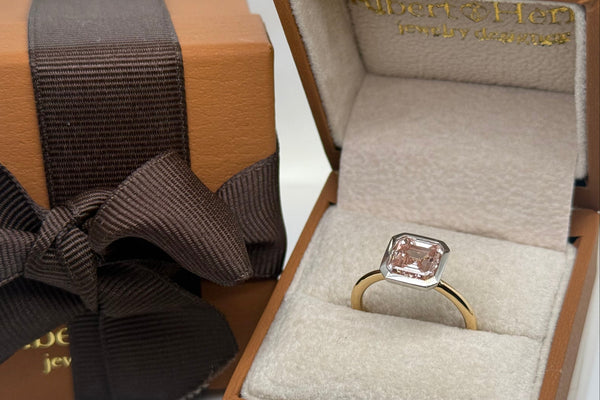 Ring 18kt Mixed Gold & Asher-Cut Lab Fancy Pink Diamond