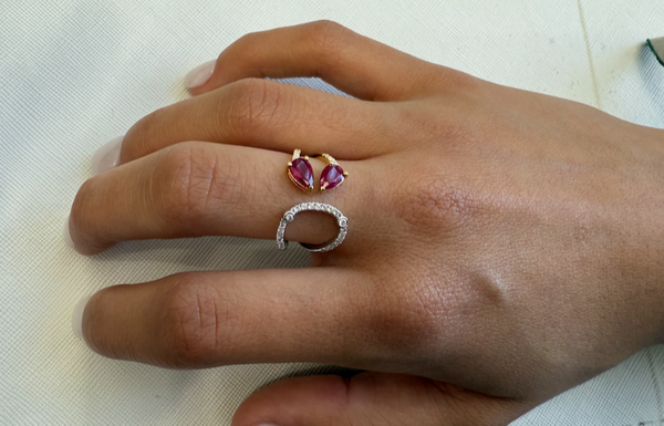Ring 18kt Mixed Gold 2 Pear Rubies with Diamonds