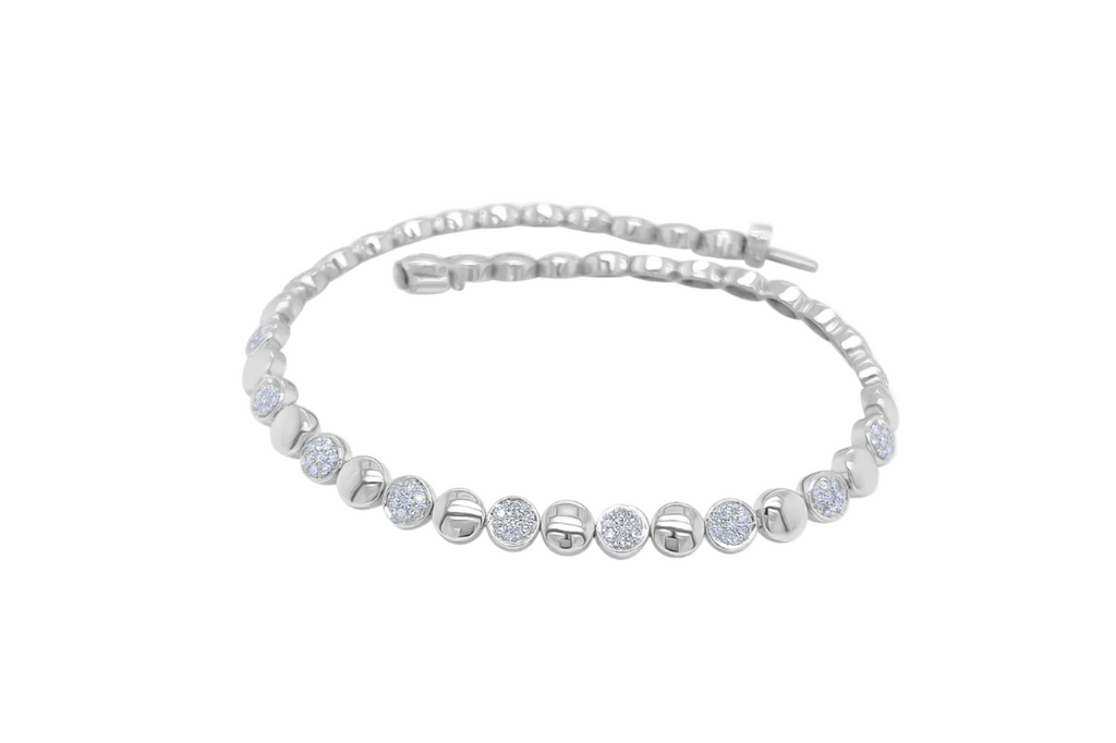 Bracelet 14kt White Gold & 147 Diamonds 0.66 cts.