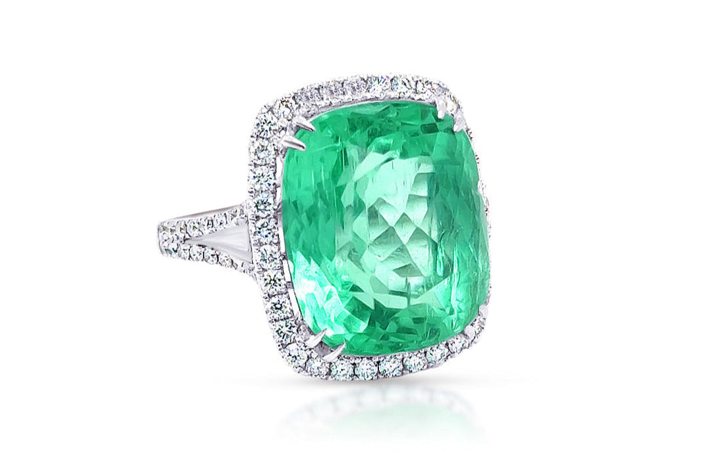 Ring 18kt Gold Colombian Emerald 13.69 cts & Diamonds GIA