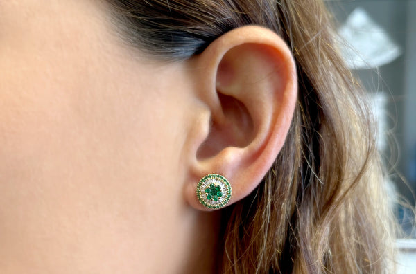 Earrings 18kt Gold Center-Border Emeralds & Diamonds Pizza