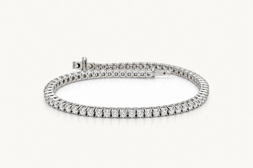 Bracelet 18kt White Gold Tennis with 75 Diamonds 1.98 cts.