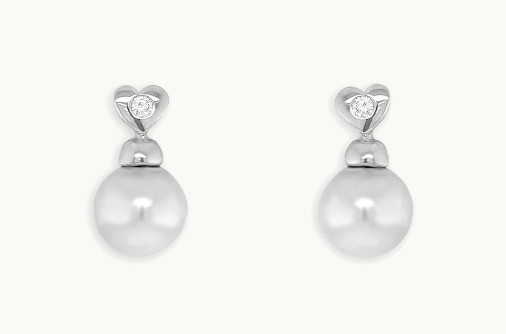 Earrings 18kt Gold Round Grey Pearls & Center Diamonds Hearts Studs