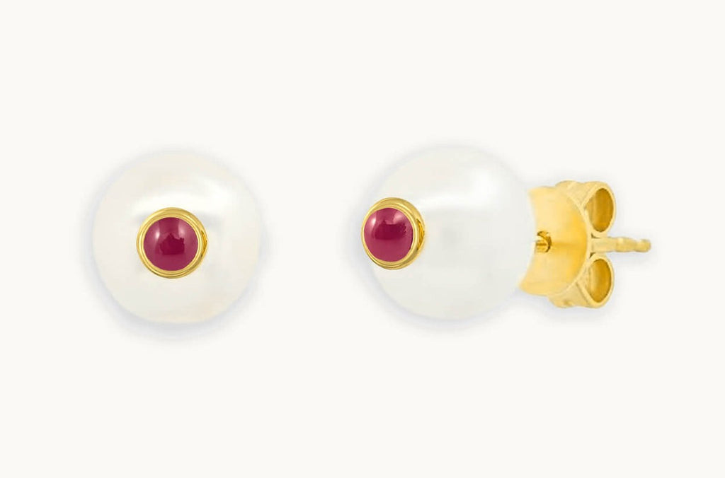 Earrings 18kt Gold Fresh Water Pearls & Center Gems Studs