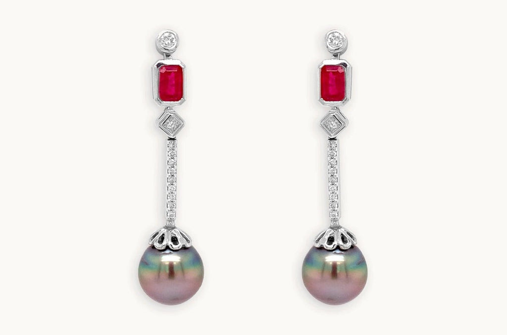 Earrings 18kt Gold Tahití Pearls with Rubies & Diamonds