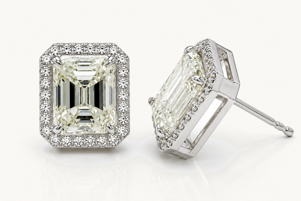 Earrings 18kt Natural Emerald Cut Diamonds 5.24 cts GIA and Halo