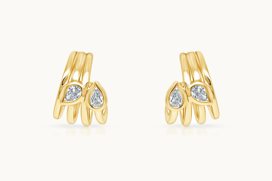 Earrings 14kt Gold Lobe Stud & Pear Diamonds