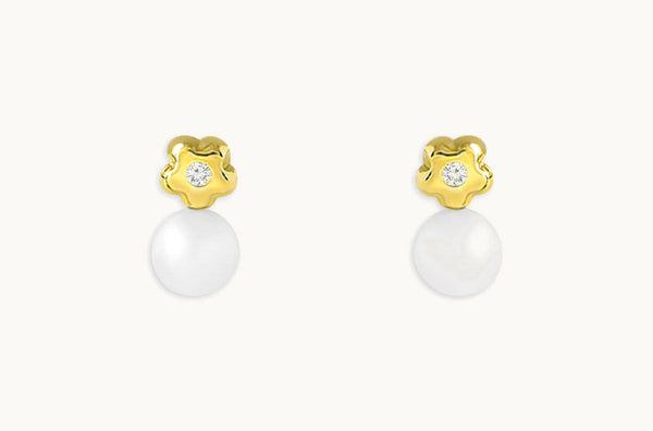 Mini Earrings 18kt Gold Flower Center Diamonds & Pearl Studs
