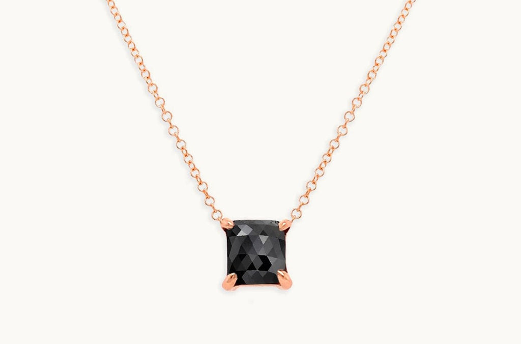 Necklace 18kt Gold 1.02 cts Cushion Black Diamond