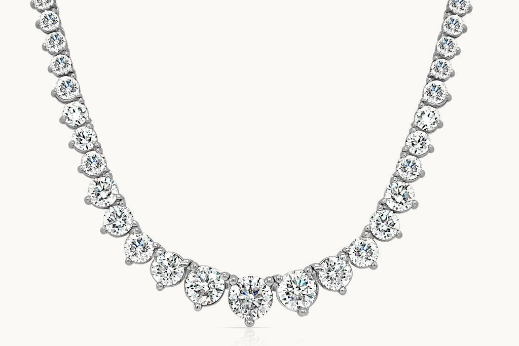 Necklace 18kt Gold Tennis Graduated Diamonds 13.19 cts
