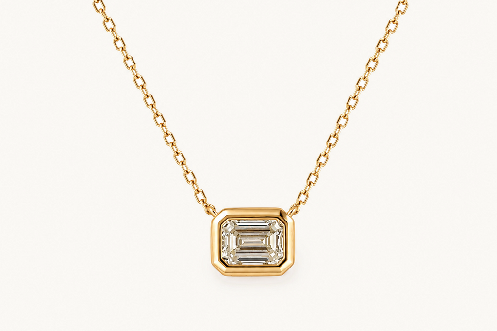 Necklace 18kt Yellow Gold Emerald cut Diamond