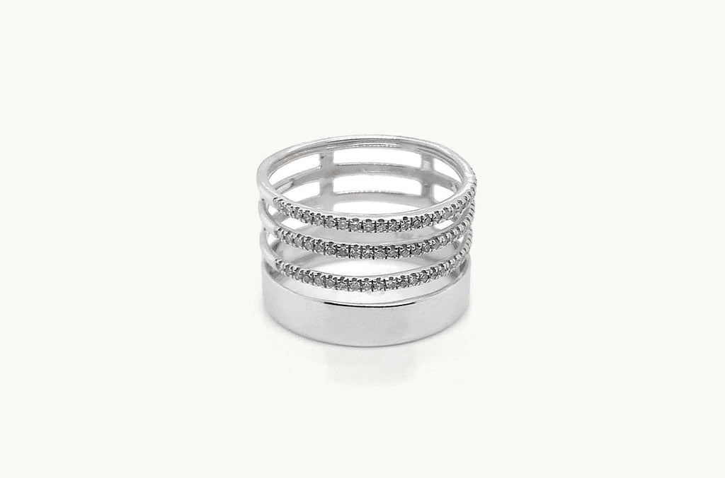 Ring 14kt White Gold & Diamonds