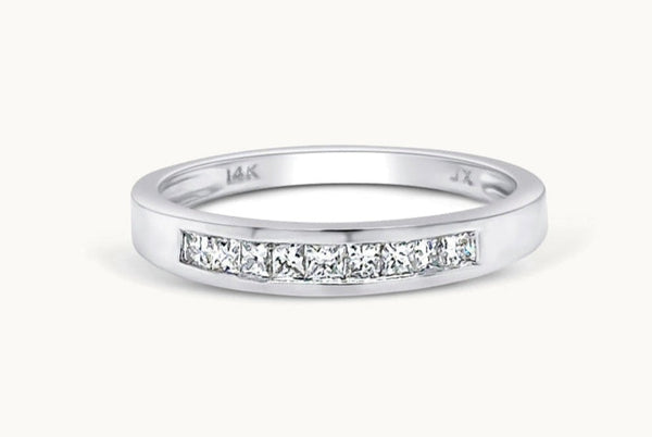 Ring 14kt White Gold Half Band Channel Setting 9 Diamonds 0.30 carats