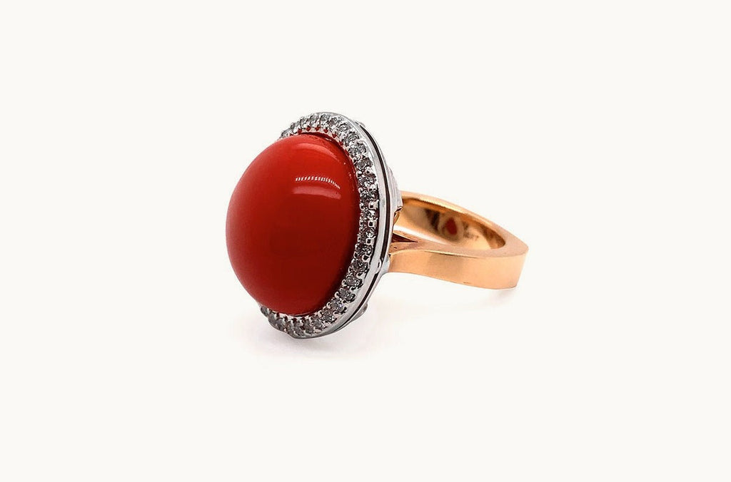 Ring 18kt Gold Coral & Diamonds