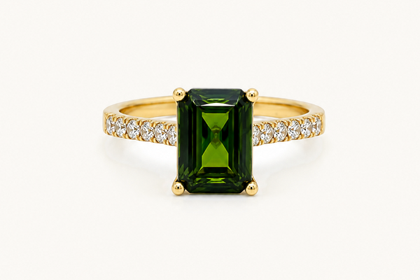 Ring 18kt Gold Emerald Cut Tourmaline & Diamonds