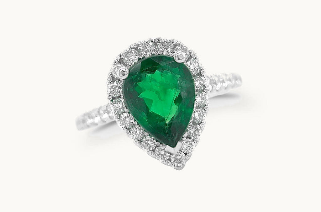 Ring 18kt Gold Pear GIA Emerald & Diamonds Pave