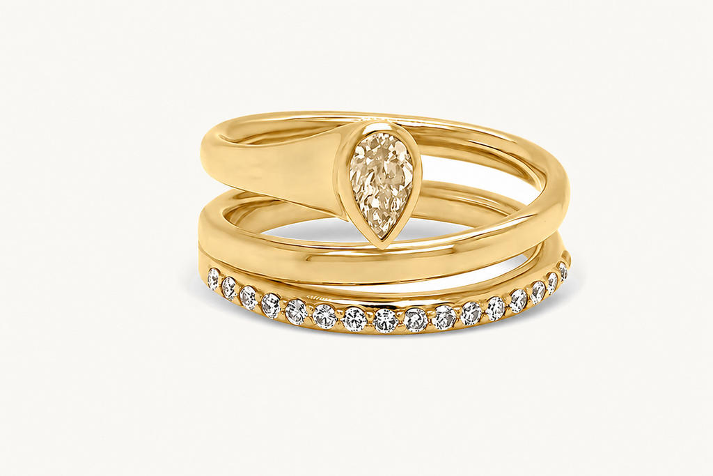 Ring 18kt Gold Spring Pear Shape Yellow Diamond 0.29 cts & Round Diamonds