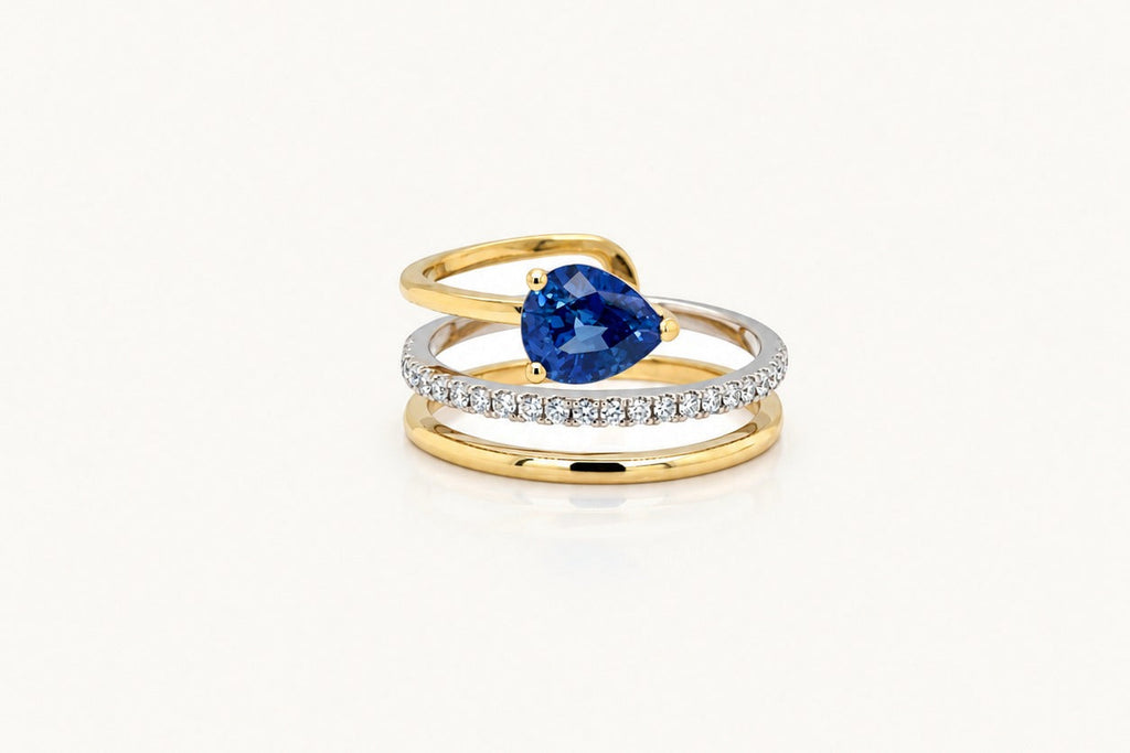 Ring 18kt Mixed Gold Spiral Ceylon Sapphire & Diamonds