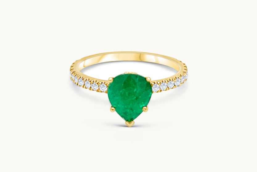 Ring 18kt Yellow Gold Pear Emerald & Diamonds