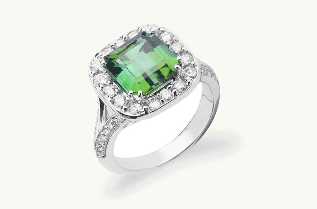 Ring 18kt Gold Green Tourmaline & Diamonds