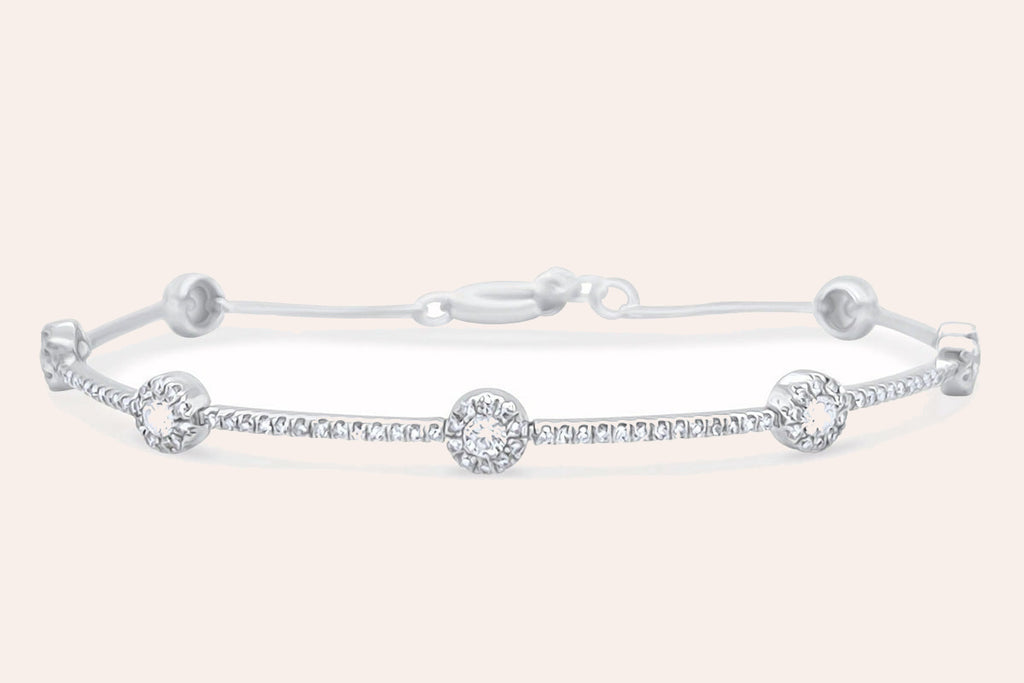 Bracelet 14kt White Gold Diamonds and Halo Diamonds