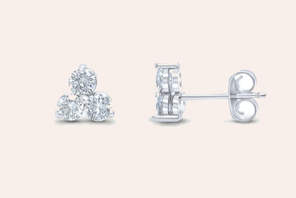Earrings 0.62 tcw Diamonds Trio Cluster Stud 18kt Gold