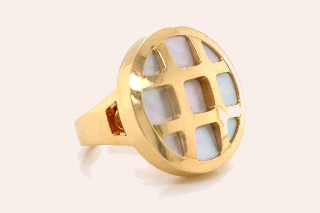 Ring Cartier Pasha Vintage Mother of Pearl Diamond 18k Yellow Gold