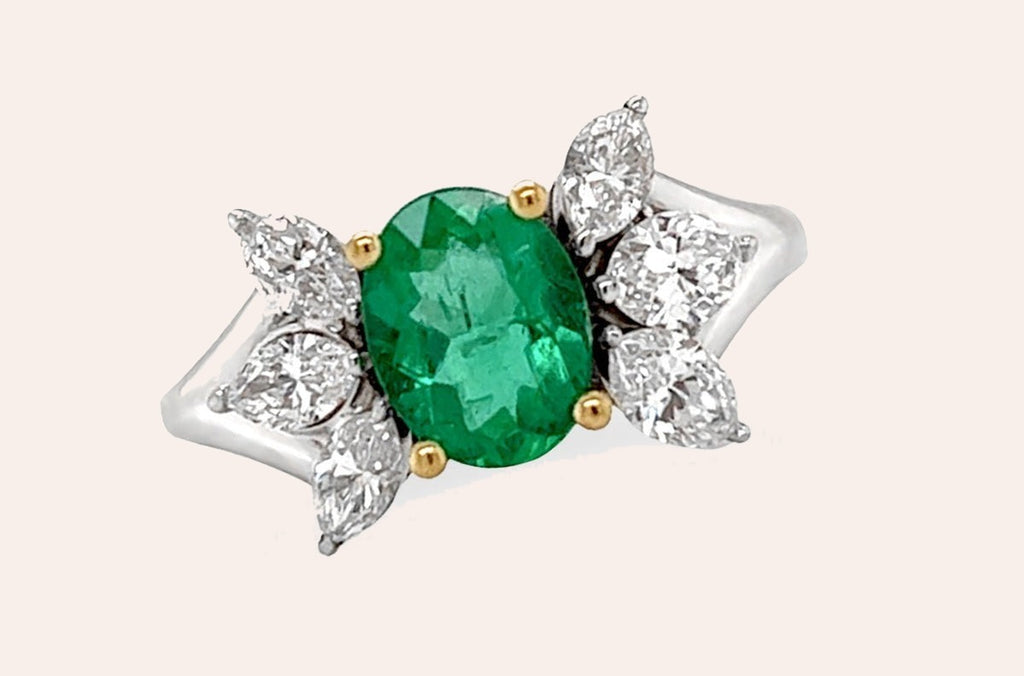 Ring 18kt Gold Majestic GIA Oval Emerald & Marquise Diamonds