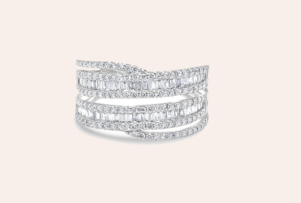 Ring 18kt Gold Round & Baguette Diamonds Double Band