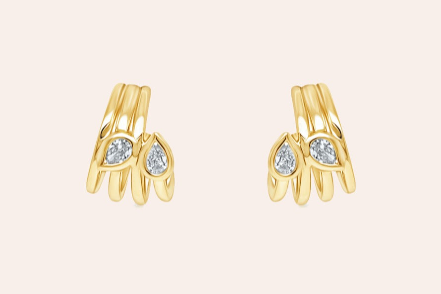 Earrings 14kt Gold Lobe Stud & Pear Diamonds