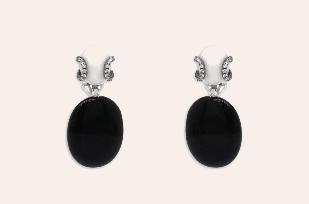 Earrings 18kt Gold Onyx & White Agatha Diamonds