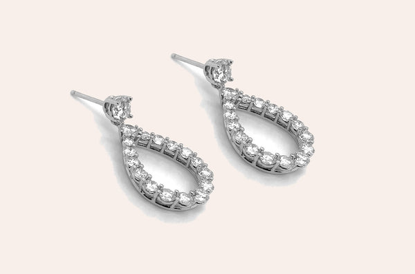 Earrings 18kt Gold Teardrop with Diamonds