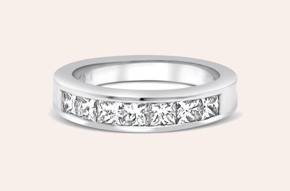 Ring 14kt White Gold Half Band Channel Setting 7 Diamonds 1.02 carats