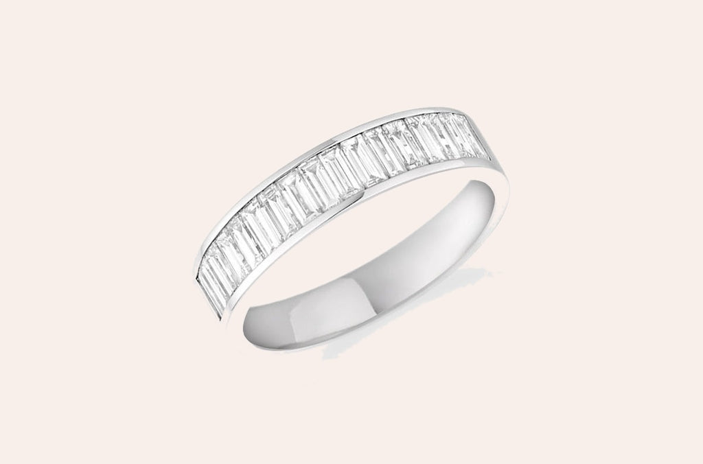 Ring Platinum Half Band Channel Setting Baguette Diamonds 1,64 cts