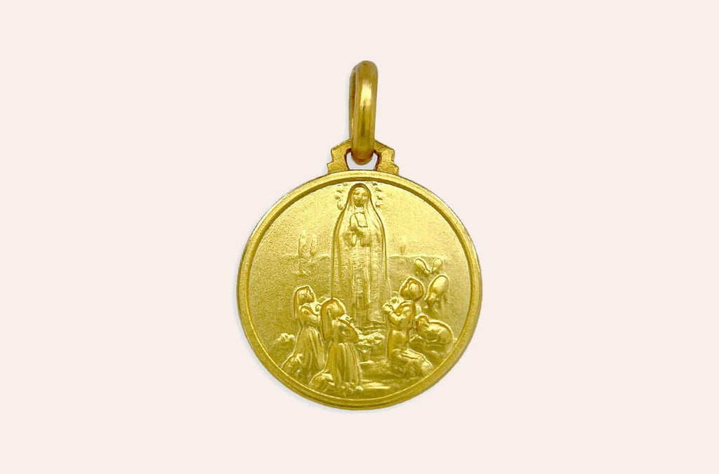 Medal 18kt Solid Gold Lady of Fatima Pendant