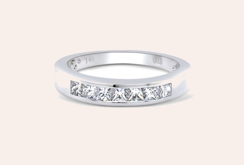 Ring 14kt White Gold Half Band Channel Setting 7 Diamonds 0.52 carats