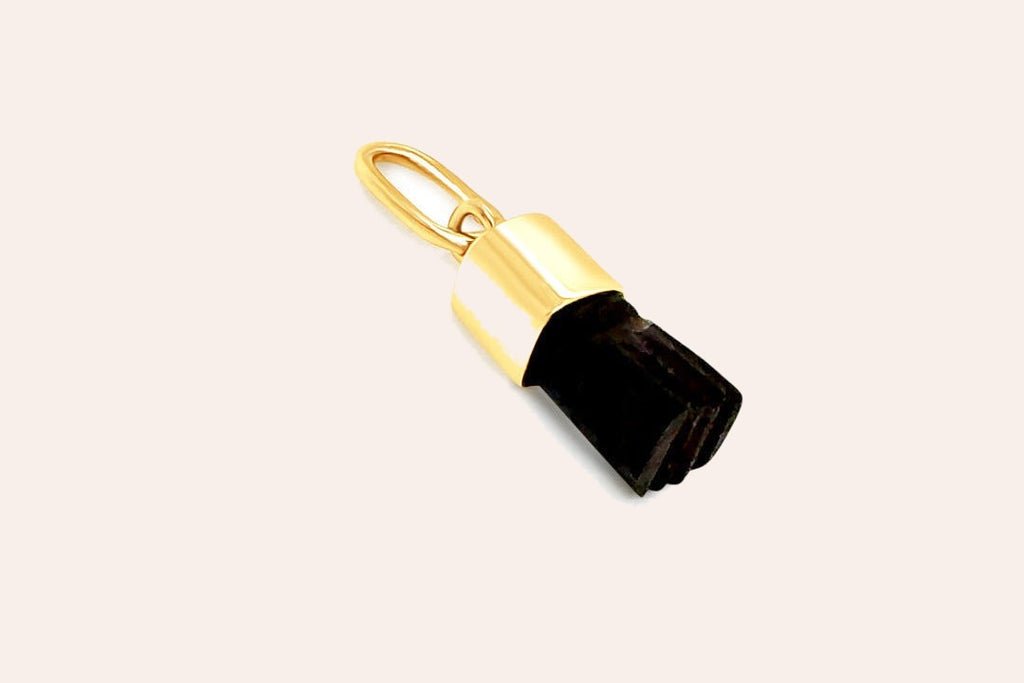Pendant 18kt Gold Black Hand Jet Azabache