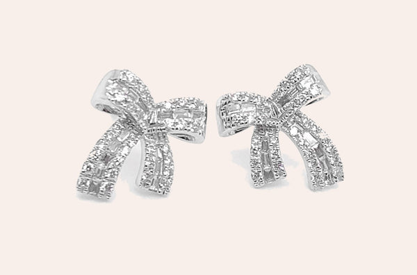 Earrings 18kt Gold Bows with Diamonds