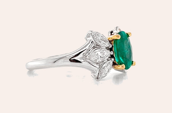 Ring 18kt Gold Majestic GIA Oval Emerald & Marquise Diamonds