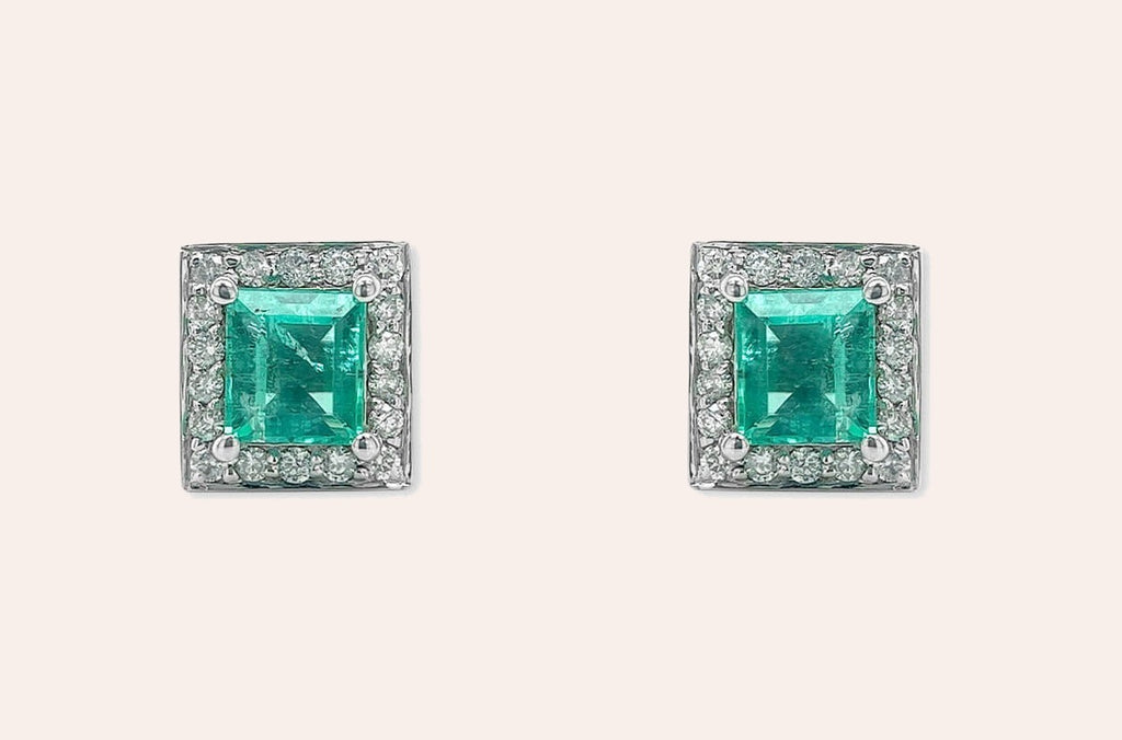 Earrings 18kt Gold Colombian Emeralds & Diamonds Studs