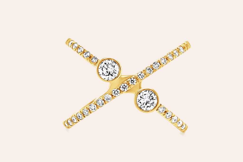Ring 14kt Yellow Gold Diamonds Criss Cross