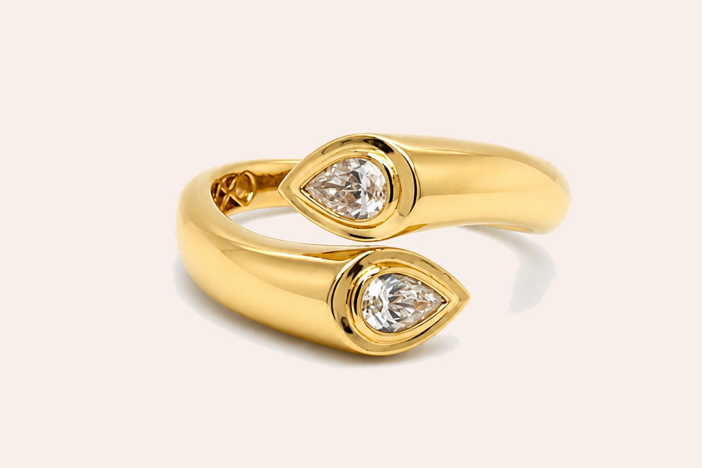Ring 14kt Yellow Gold You and Me Pear Shape Diamonds