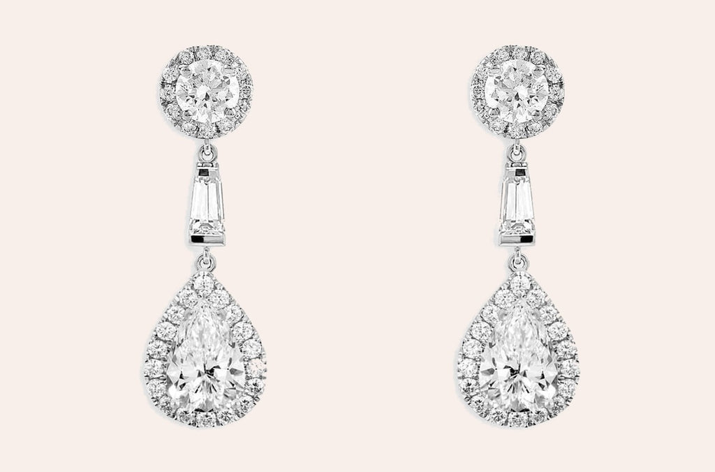 Earrings 18kt Gold Teardrop GIA Diamonds Dangle Studs