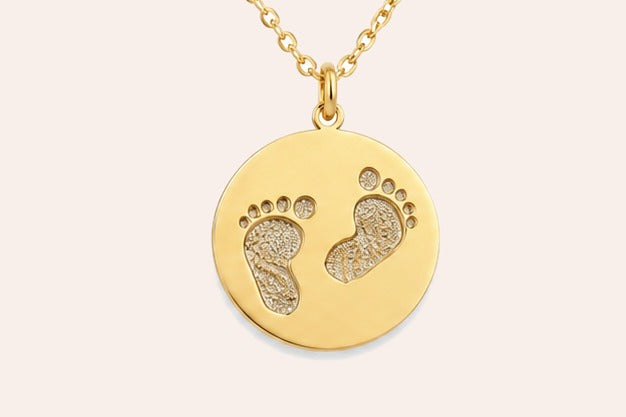 Pendant 14kt Yellow Gold baby footprints Diamonds
