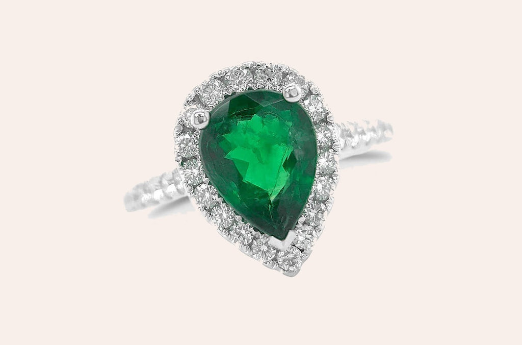 Ring 18kt Gold Pear GIA Emerald & Diamonds Pave